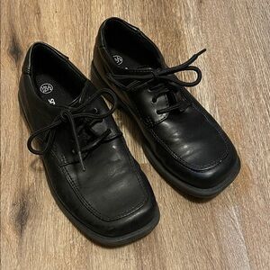 Smartfit boy dress shoes sz 12.5 black